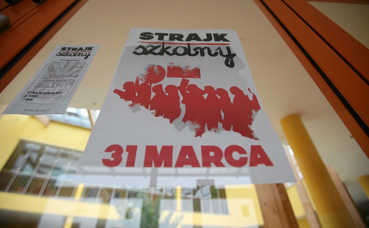 Premier o strajku nauczycieli: Nie można realizować postulatów politycznych kosztem dzieci