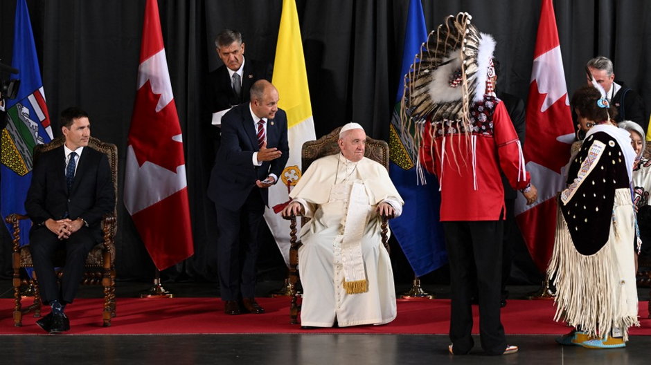 Papież z "pielgrzymką pokutną" w Kanadzie