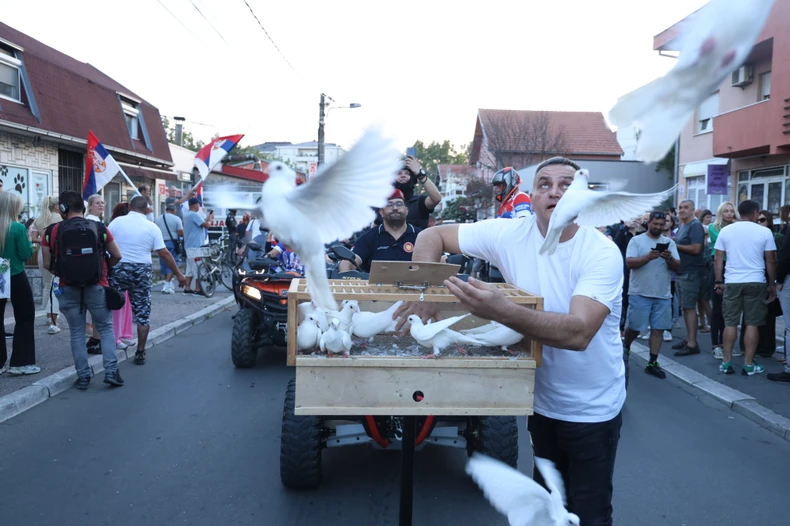 Skup građana protiv blokada u Borči