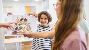 Jedna uwaga w dzienniku i burza wśród rodziców. Gdzie kończy się wychowanie, a zaczyna kompromitacja