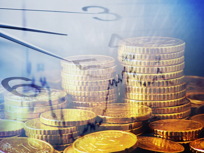 Przedstawiciel GoWork.pl twierdzi, iż nie należy bać się zadawania pytań dotyczących wynagrodzenia – w końcu zwykle to decydujący powód, dla którego chcemy podjąć zatrudnienie. –Zanim zdecydujemy się na współpracę, dobrze jest zapytać o wszystkie elementy składające się na naszą pensję, np. system benefitów, premie itp. – mówi Michał Środa. – Rozmowa kwalifikacyjna to też najlepszy moment na negocjacje. Gdy już zgodzimy się na proponowane warunki, trudniej później skłonić pracodawcę do ich zmiany i uzyskać np. podwyżkę – dodaje.