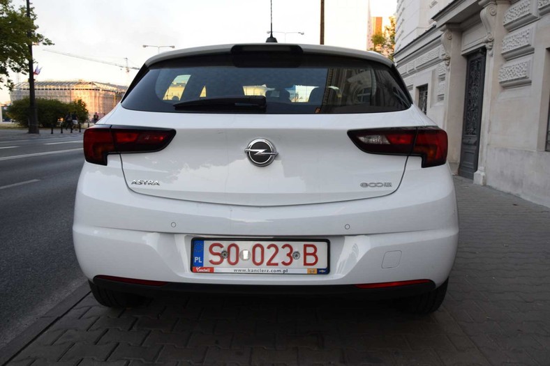 Opel Astra V (K)