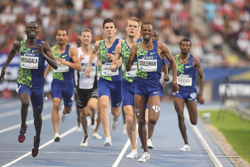 Norwescy bracia Henrik, Filip i Jakob Ingebrigtsenowie ujawnili, że ich sponsor – Nike – przygotowuje dla nich model kolców które na razie są owiane wielką tajemnicą.