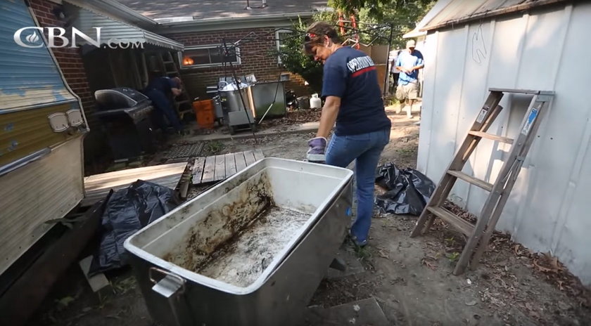 Sąsiedzi donieśli na schorowaną 90-latkę