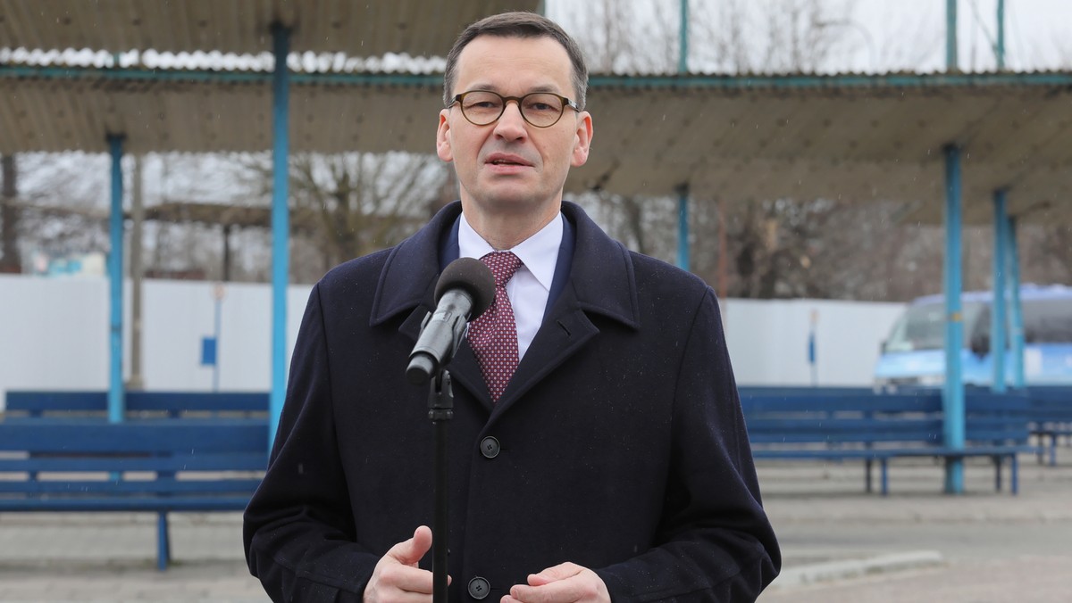 Premier Mateusz Morawiecki powiedział dziś, że realizowanymi projektami rząd chce zasłużyć na zaufanie Polaków i jak najlepszy wynik w wyborach.