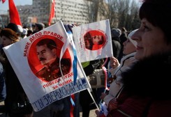 Dzień Obrońcy Ojczyzny. Rosjanie chwalą się swoją armią. ZDJĘCIA