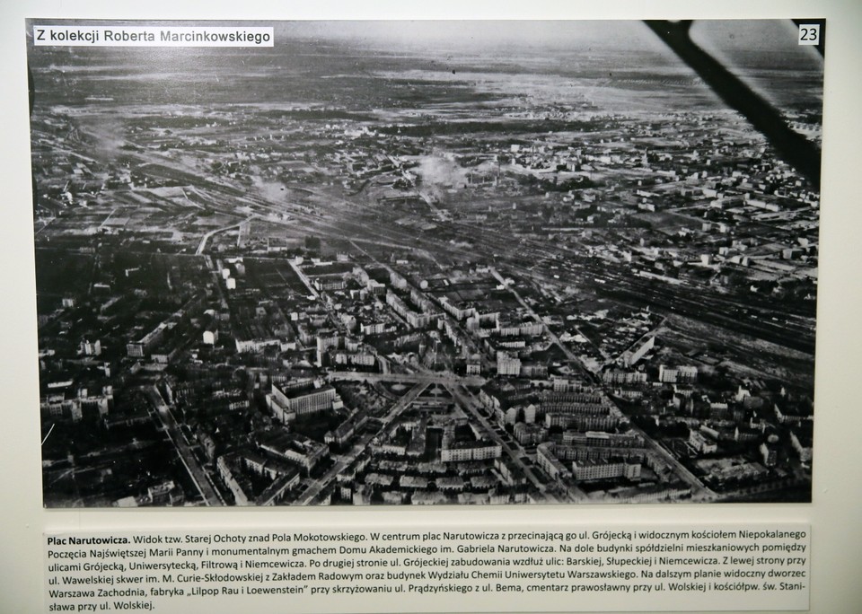 WARSZAWA ZDJĘCIA LOTNICZE WARSZAWY 1939 R. (wystawa)