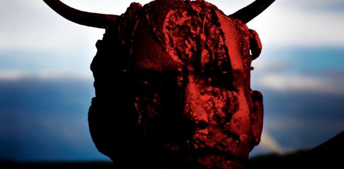Slipknot "Antennas to Hell"