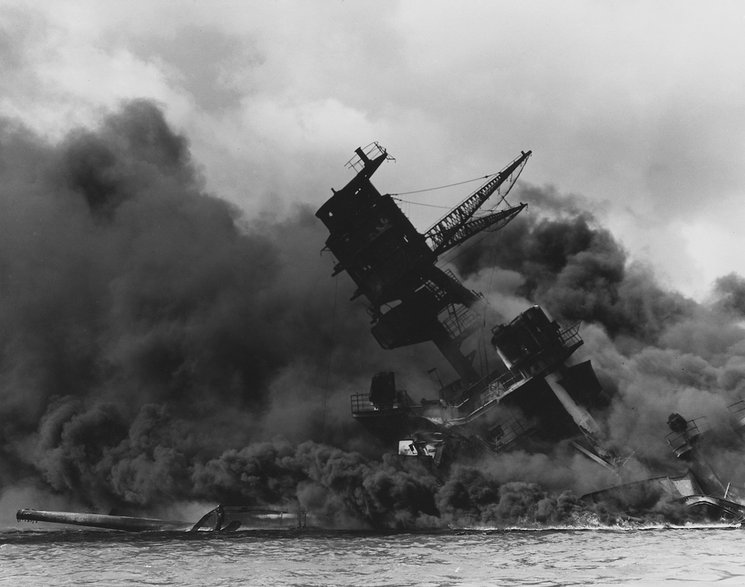 USS „Arizona” zniszczony podczas ataku