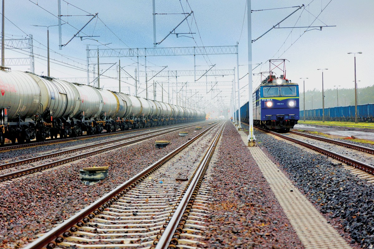 W PKP PLK rusza machina przetargowa