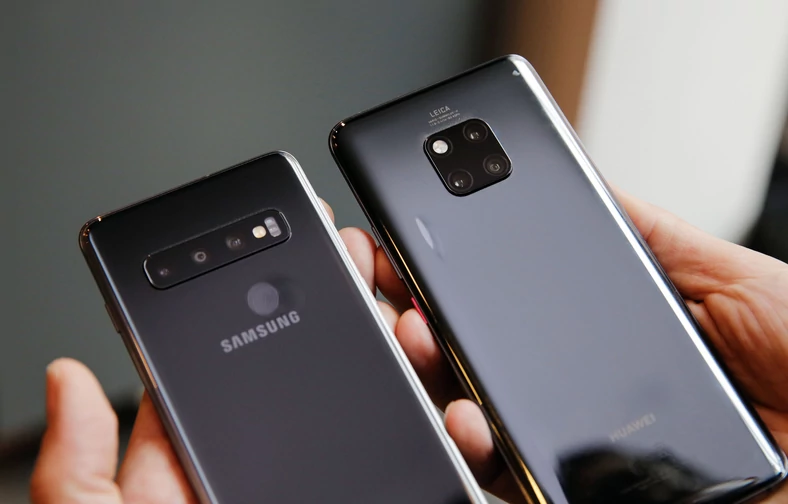 Samsung Galaxy S10 i Huawei Mate 20 Pro to telefony, które debiutowały w podobnym okresie. Zakup któregoś z nich jeszcze długo był rozsądną opcją.