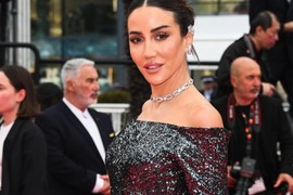 Vadite papir i olovku, SRPKINJA ODRŽALA MODNU LEKCIJU KANU: Tamara Kalinić prošetala i drugu haljinu i ne zna se koja je lepša, a zbog jedne slike SVE ŽENE SU LJUBOMORNE KAKVOG VERENIKA IMA