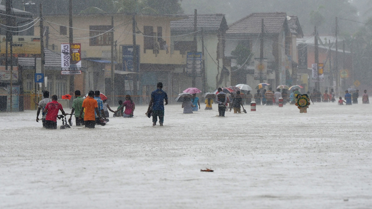 SRI-LANKA-WEATHER-RAIN-FLOOD