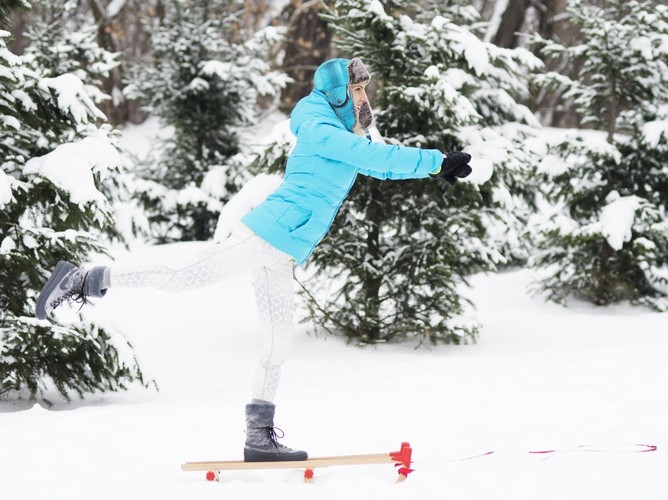 Przysiad ze wznosem nogi w tył
