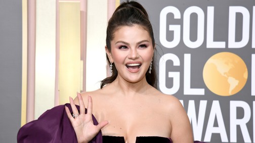 Selena Gomez lélegzetelállító fotóval jelentette be, hogy végre új dallal rukkol elő