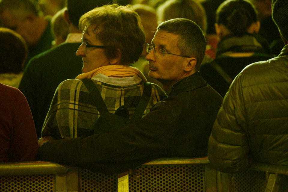 Publiczność na koncercie Roda Stewarta w Tauron Arena Kraków