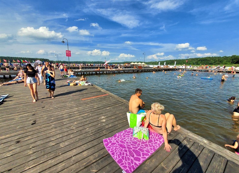 Plaża miejska i molo w Augustowie