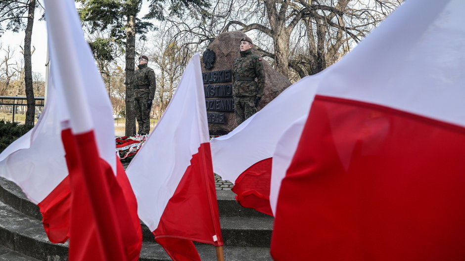 Pomnik upamiętniający żołnierzy Armii Krajowej, Gdańsk