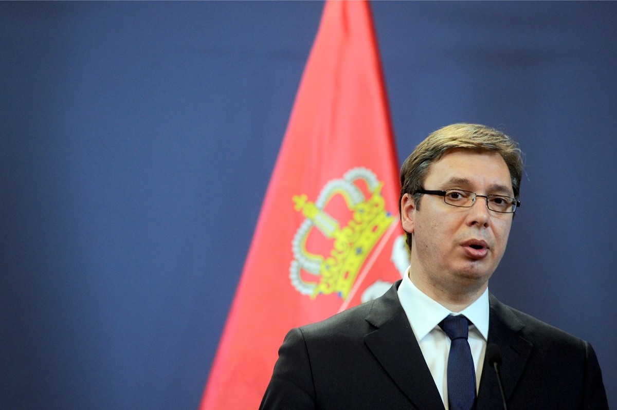 Apel privatnicima: Vučić: Suzdržite se dva meseca, ne otpuštajte radnike