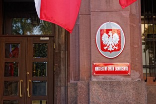 Czy MSZ przekazuje nieodpłatnie atrakcyjne nieruchomości? "Nie prowadzimy takich procedur": rzecznik ministerstwa
