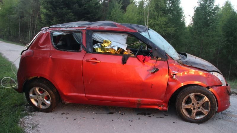 Kierowca chciał potrącić policjantów. Został postrzelony