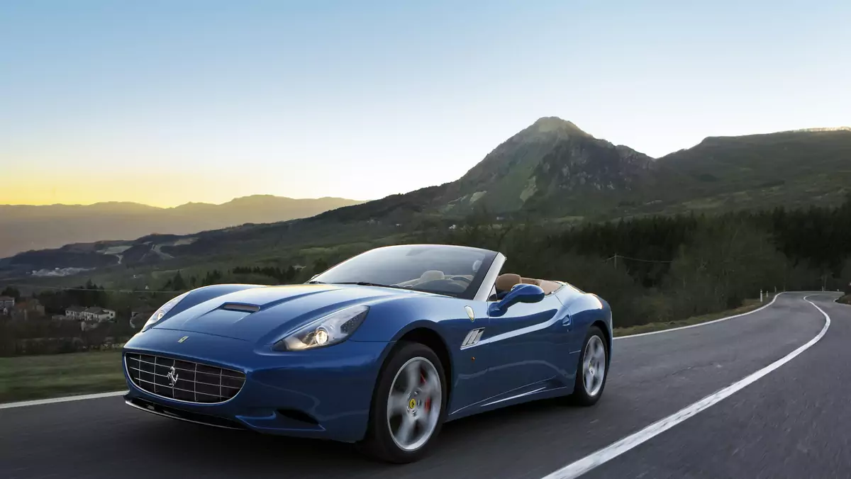 Ferrari California o mocy 490 KM