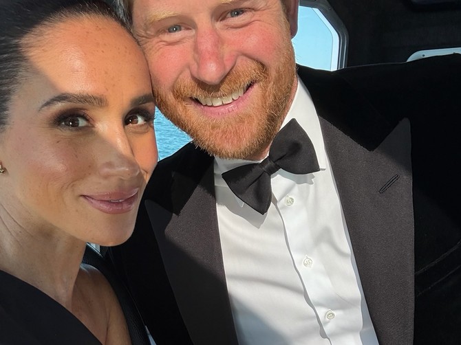 Oglasila se Megan Markl i pokazala kako sa decom i Harijem živi u Velikoj Britaniji 