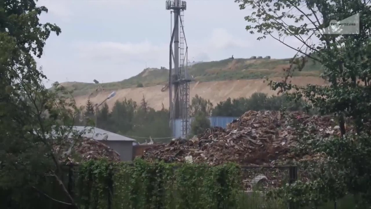 Wyrzutnia rakiet na wysypisku