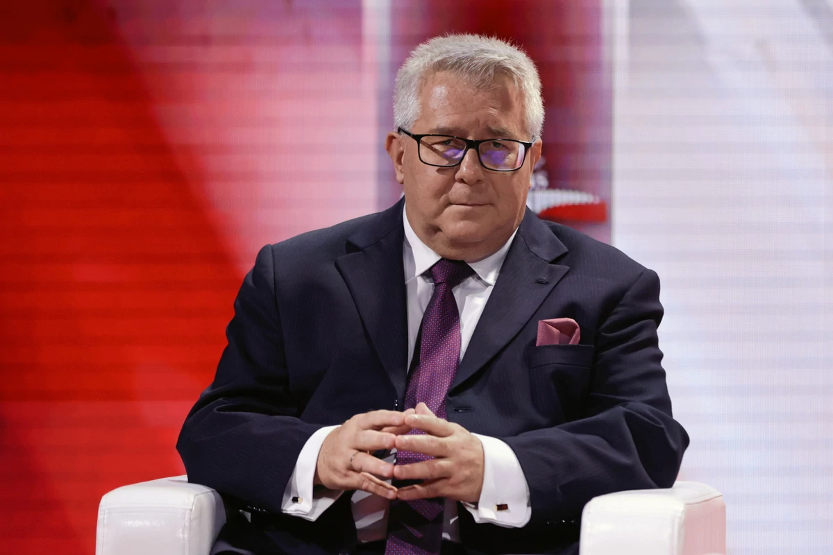  Pilna decyzja Jarosława Kaczyńskiego. Ryszard Czarnecki zawieszony w prawach członka PiS