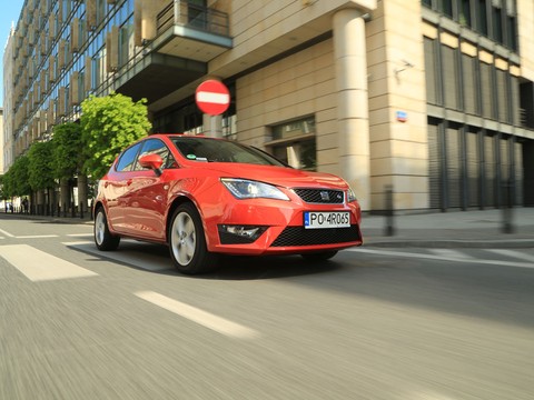 Seat Ibiza 1.0 EcoTSI DSG - nie dolaliśmy nawet grama oleju - Auto Świat