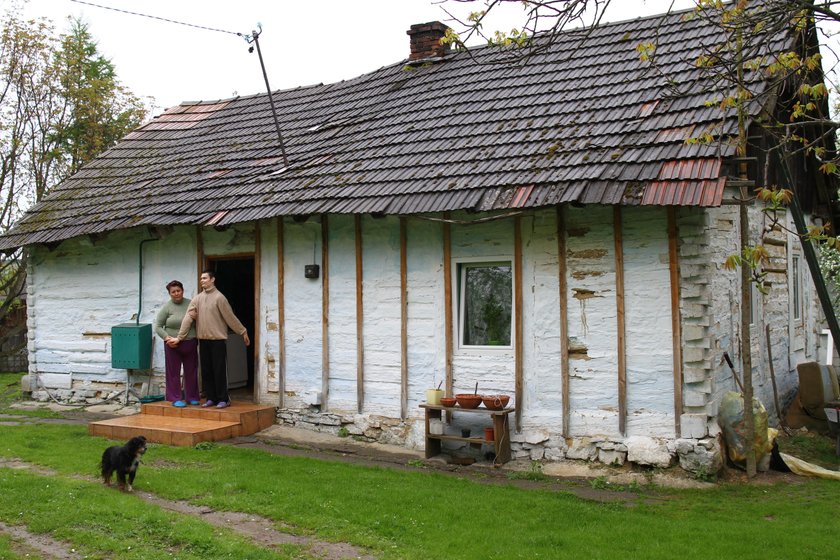 Matka z chorym synem żyją w trudnych warunkach