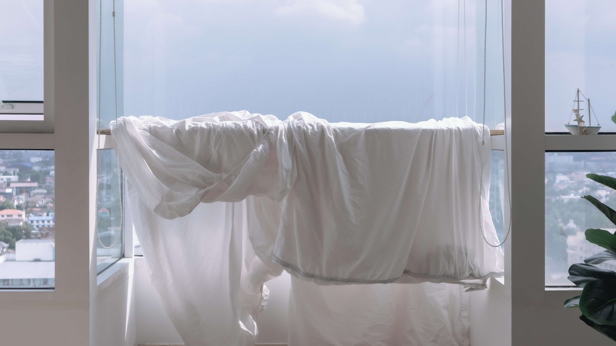 Tajna koja će vaš jorgan učiniti svežim bez pranja, probajte ovaj jednostavan trik!