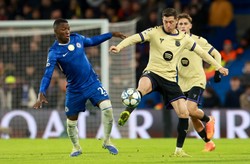 Liga Mistrzów. Klęska Barcelony, Lewandowski cierpiał na boisku, Szczęsny na ławce rezerwowych