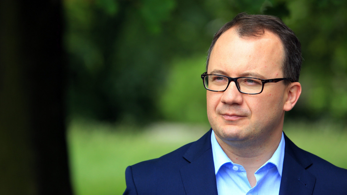 Wydarzeniem bez precedensu nazwał Rzecznik Praw Obywatelskich Adam Bodnar przyjęte wczoraj przez Sejm uchwały stwierdzające, że wybór w październiku pięciu sędziów Trybunału Konstytucyjnego nie miał mocy prawnej.