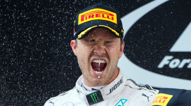 A német Nico Rosberg kihasználta, hogy ezúttal pihent a száguldó cirkusz /Fotó: AFP