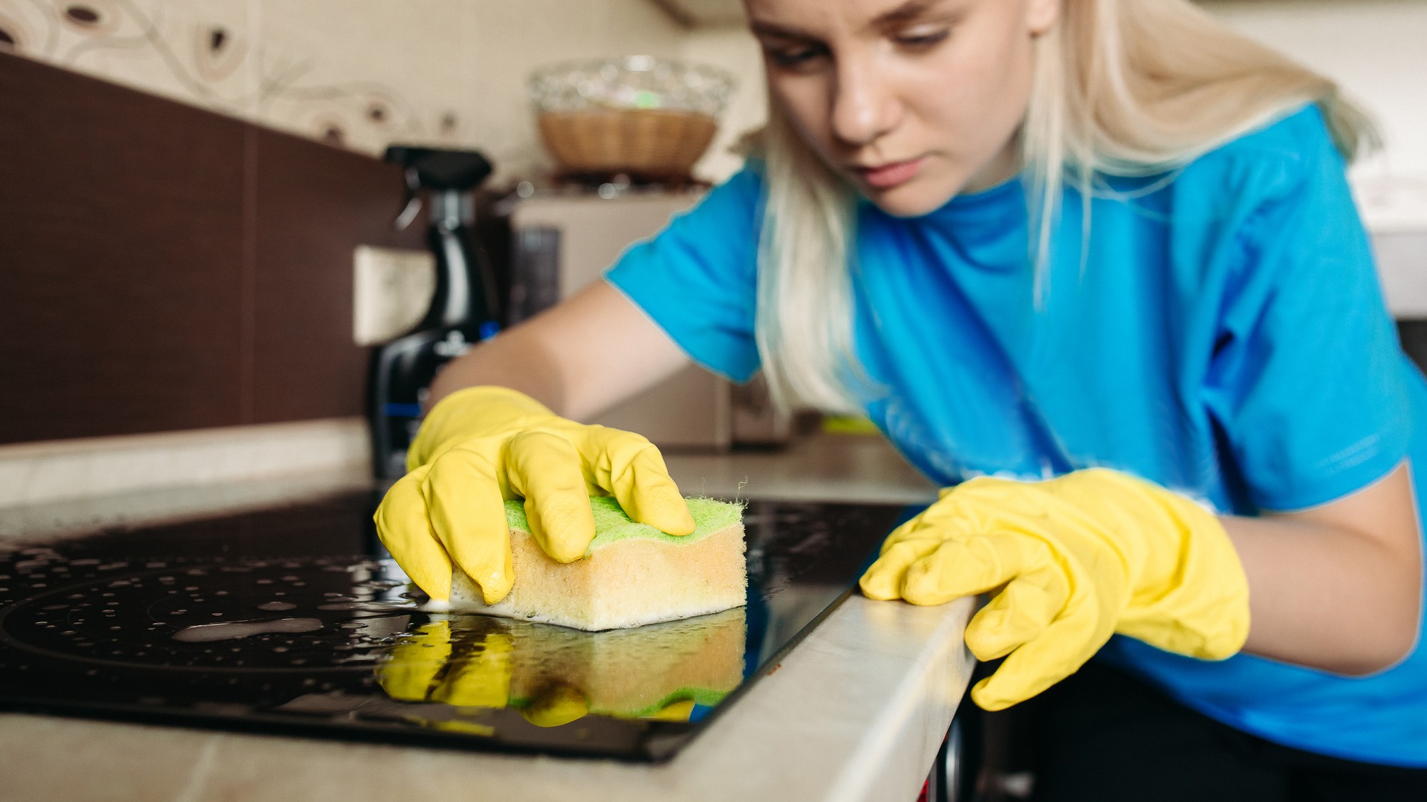 Čistenie indukčnej dosky.