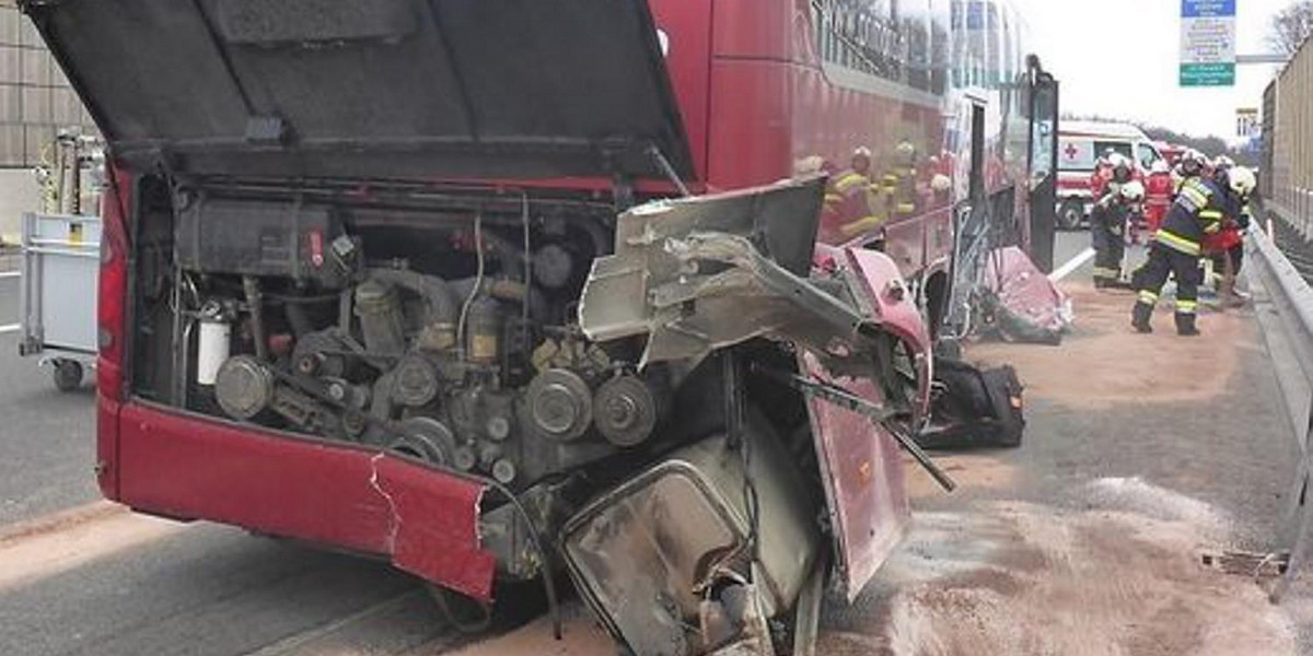 Wypadek polskiego autokaru w Austrii. 5 osób rannych