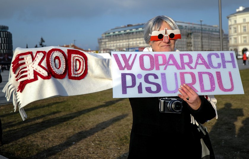 Manifestacja KOD w Warszawie