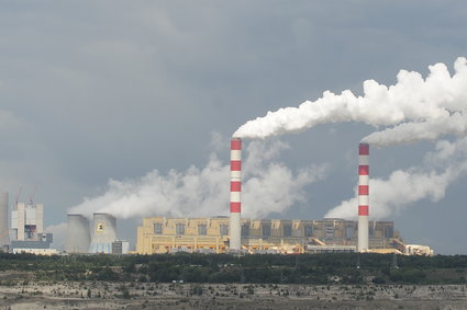 Spekulanci podbijają ceny CO2? O wykluczenie ich z rynku apeluje największy producent prądu