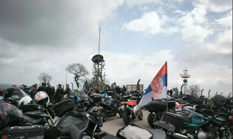 Bajkeri na Straževici