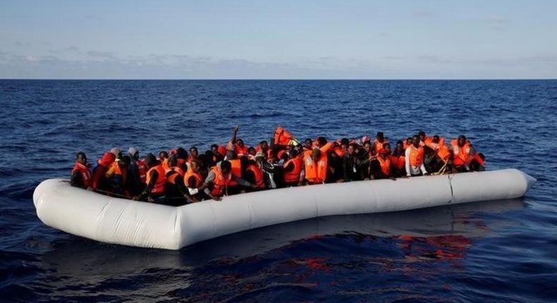 Italy rescues over 3,300 migrants over weekend