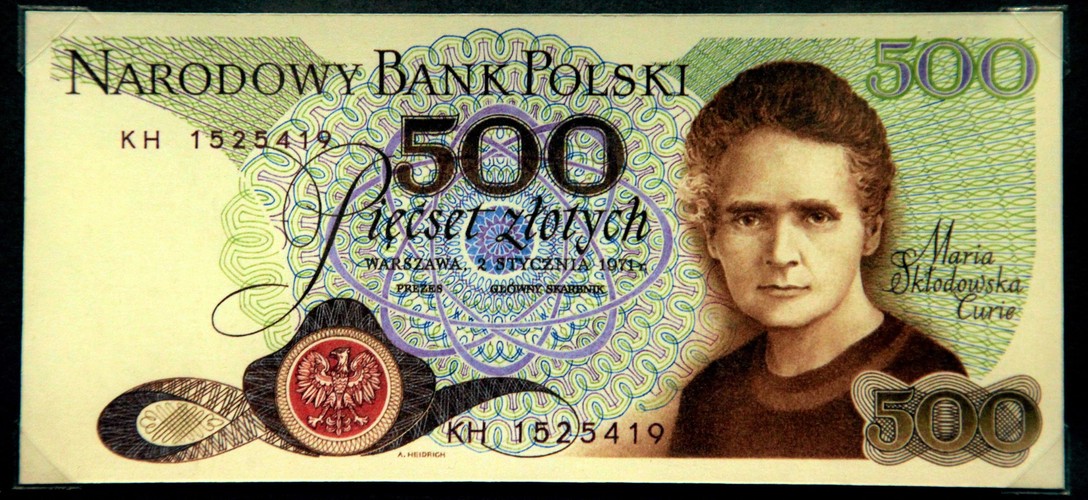 Banknoty polskie. Projektant i grafik ANDRZEJ HEIDRICH