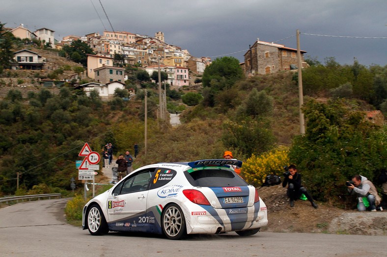 Rajd San Remo 2010: Peugeot lepszy od Škody (galeria Rallyworld©Willy Weyens)