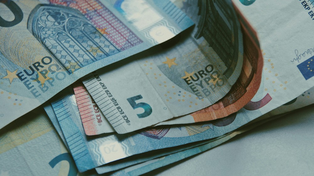 Maximálna dávka v nezamestnanosti sa zvýši o takmer 100 eur.