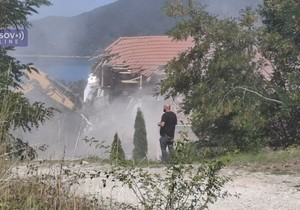 Rušenje hotela "Jezero" na Gazivodama