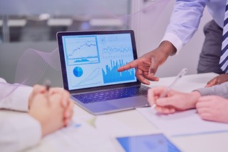 Przełom w analityce. Narzędzia dla działów finansów i sprzedaży