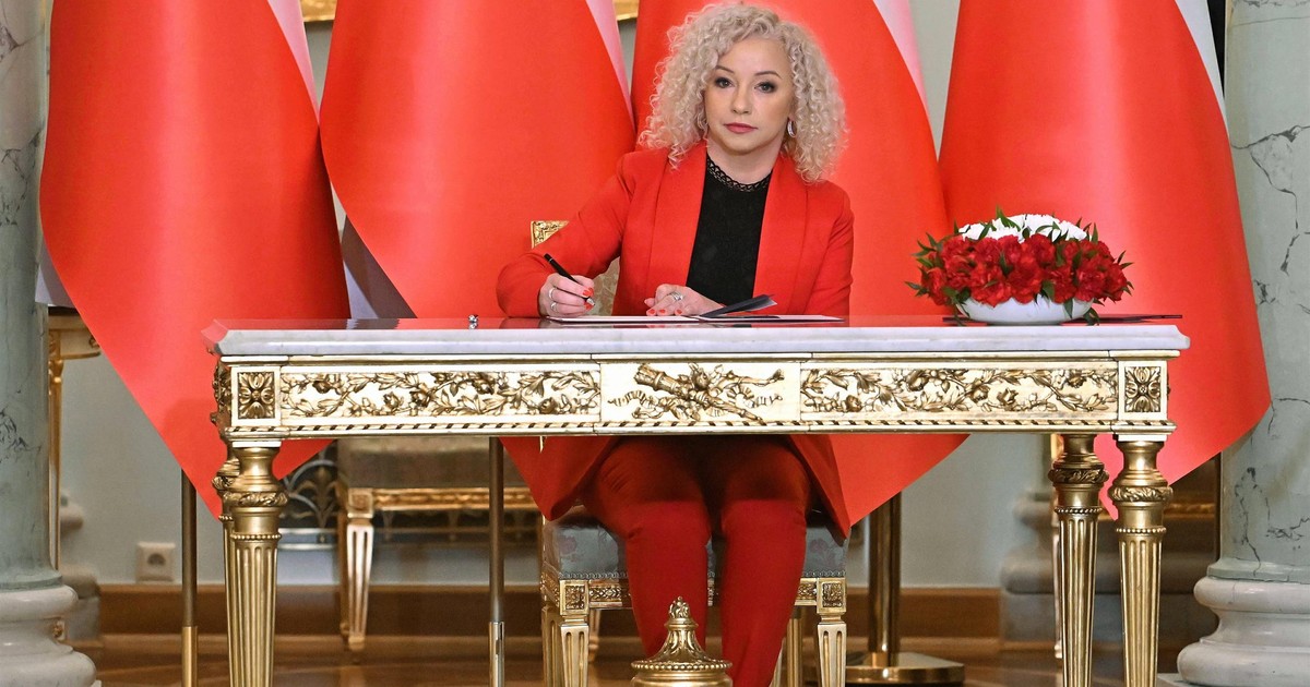 Ustawa o statusie osoby najbliższej ogłoszona. PSL i Lewica o szczegółach