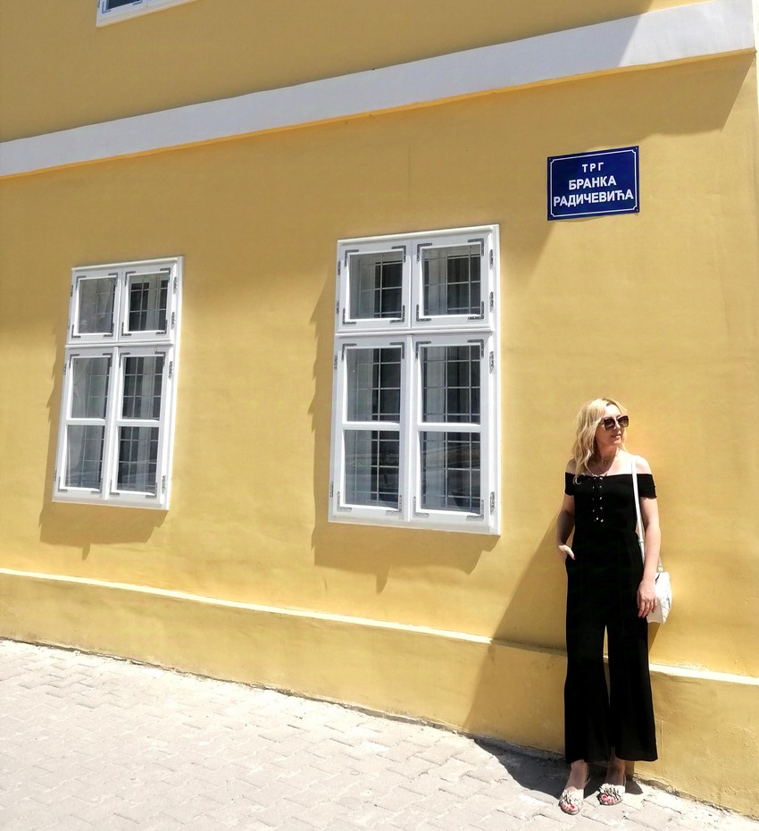 Na Trgu Branka Radičevića