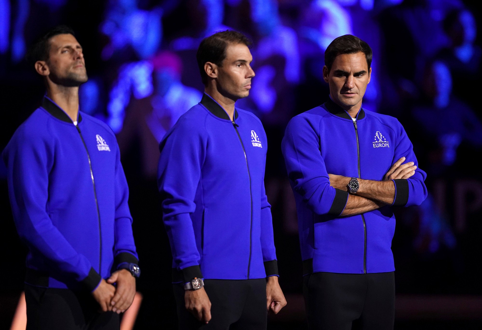 Švajčiarsky tenista Roger Federer z Tímu Európa odpovedá na otázky v rozhovore po zápase štvorhry.