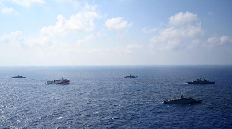 Nyitott a Földközi-tengerben talált földgáz ügyében Törökország. /Fotó:MTI/EPA